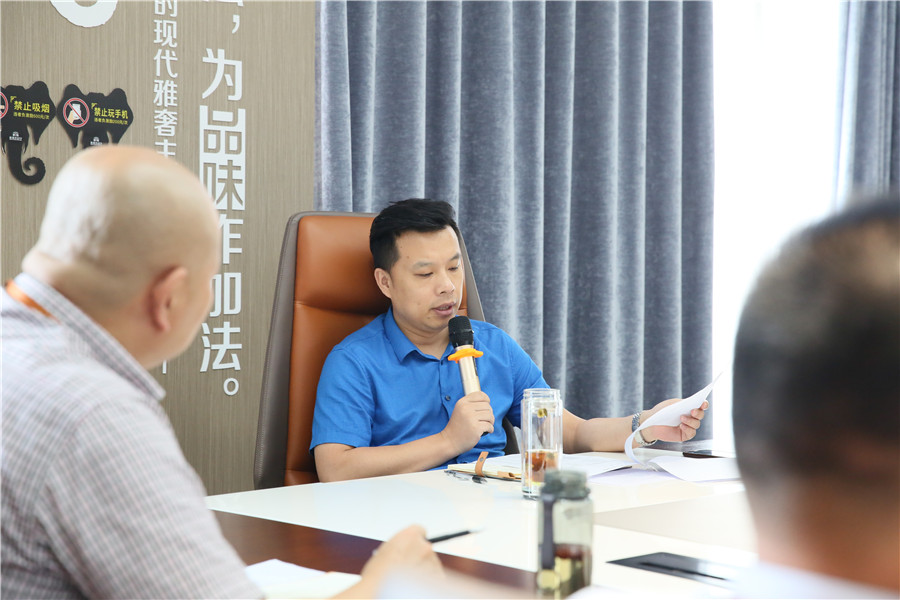 創(chuàng)新突圍 勢(shì)達(dá)目標(biāo)——德利豐家居7月總結(jié)會(huì)圓滿(圖8) 創(chuàng)新突圍 勢(shì)達(dá)目標(biāo)——德利豐家居7月總結(jié)會(huì)圓滿(圖8)